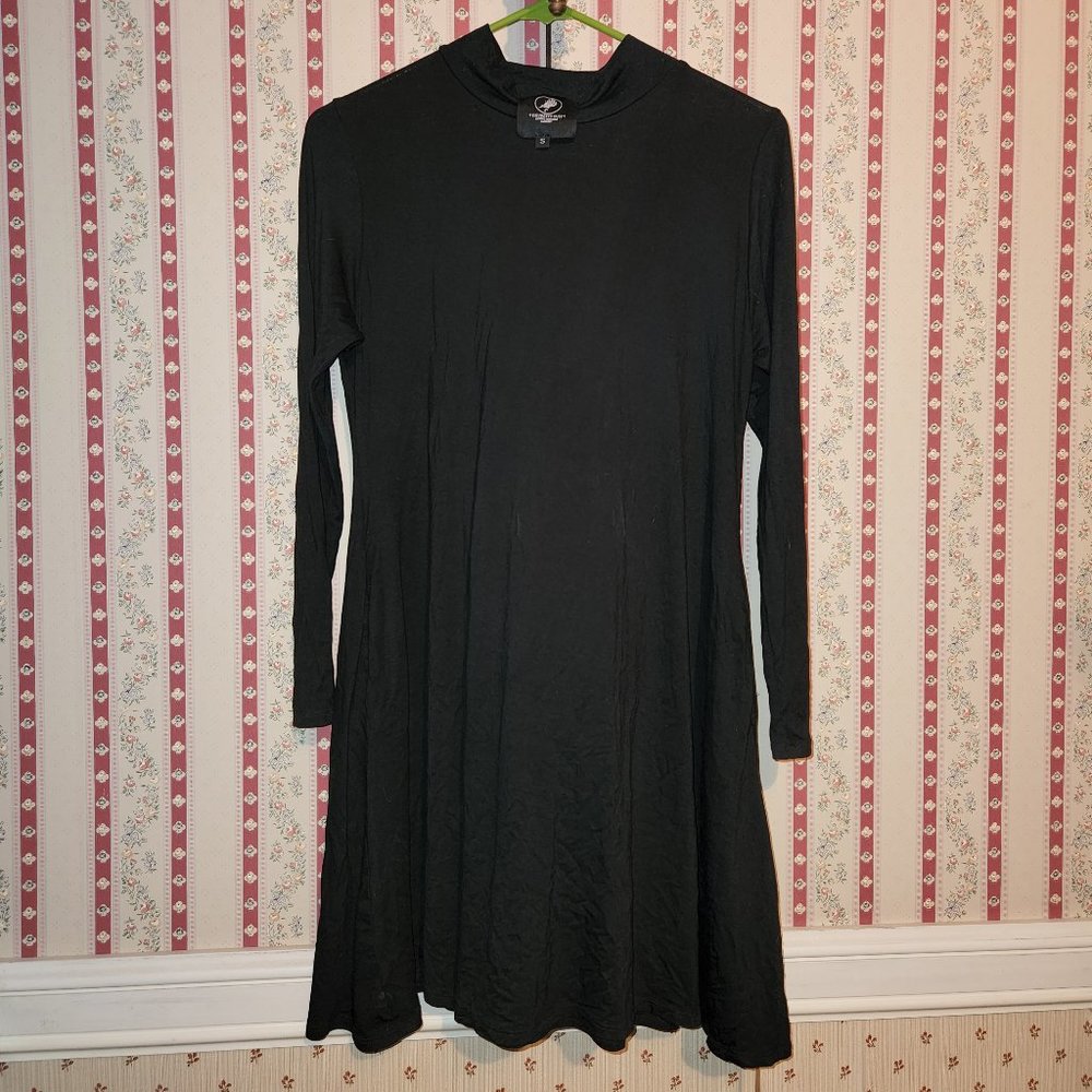 The Pretty Cult brand Dress Size Small